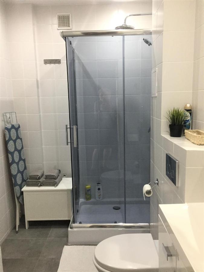 ורשה Fiesta Apartament מראה חיצוני תמונה