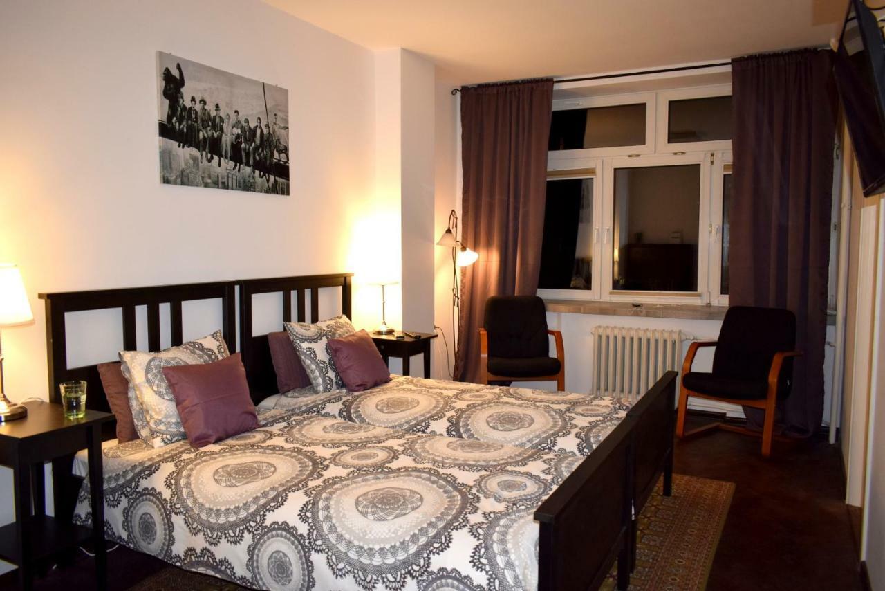 ורשה Fiesta Apartament מראה חיצוני תמונה
